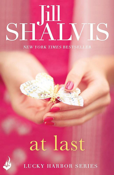 At Last: Another irresistible romance! (Lucky Harbor)