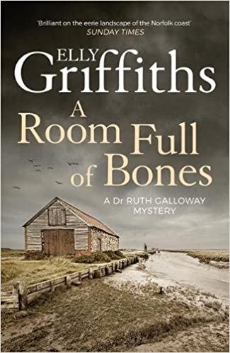 Ruth Galloway Mysteries 4: A Room Full of Bones